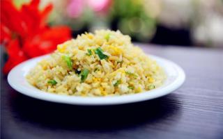 5 kiểu ăn sáng gây hại sức khỏe, khiến phụ nữ tăng cân nhanh