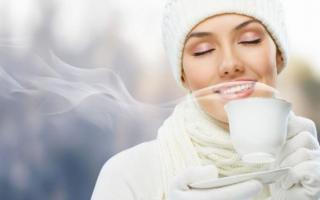 Khung giờ vàng uống nước ấm tốt hơn trăm ngàn viên thuốc bổ