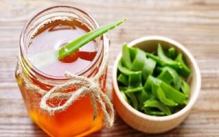 3 cách làm mặt nạ nha đam mật ong siêu đơn giản lại có hiệu quả cao cho làn da