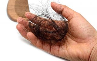 4 thói quen cơ bản để khắc phục tình trạng tóc rụng nhiều