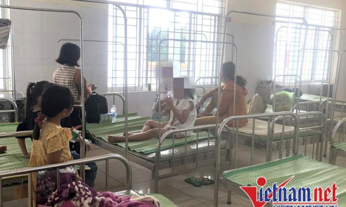 Không tạm giữ nhóm người lạ phát bóng bay khiến 31 học sinh bị ngộ độc ở Đắk Lắk